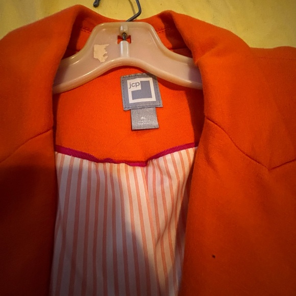JCPenney Orange Blazer with Notched Lapels PL - Picture 3 of 4